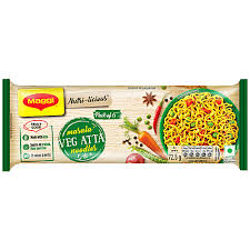 MAGGI VEG AATA NOODLE WITH SPOON