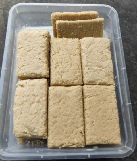 NILKANTH MAVA CHIKKI 100 gm